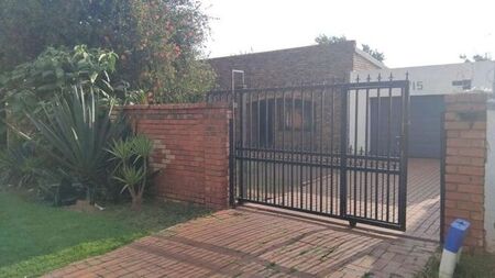 2 Bedroom house to rent in Eldorado Park, Soweto