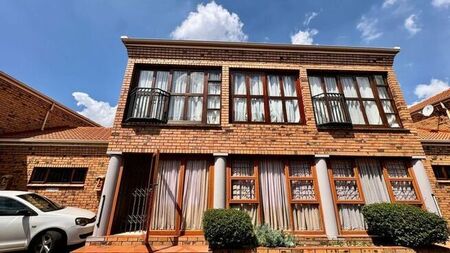 3 Bedroom townhouse - freehold to rent in Trichardt, Secunda
