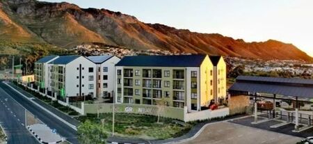 2 Bedroom Apartment in Admirals Park