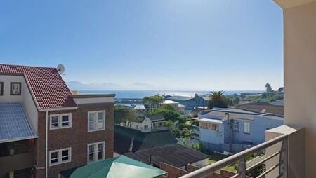 2 Bedroom Apartment in Mossel Bay Central