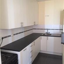 1 Bedroom Flat in La Montagne