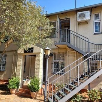 3 Bedroom Apartment in Arcadia