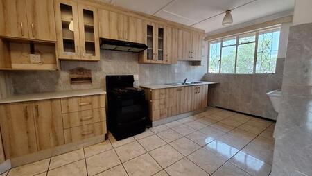 4 Bedroom House in Vanderbijlpark Sw