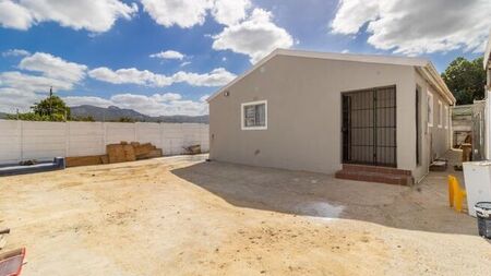 3 Bedroom house to rent in Klein Parys, Paarl