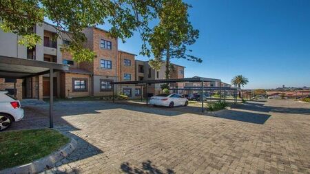 2 Bedroom flat to rent in Bergbron, Roodepoort