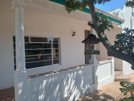 3 Bedroom House in Humansdorp