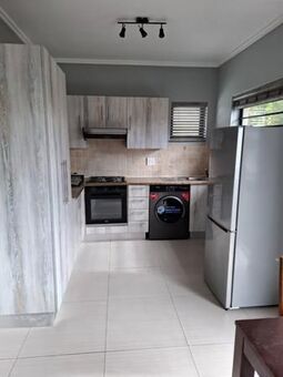 1 Bedroom Apartment in Table View