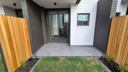 Studio Apartment in Century City