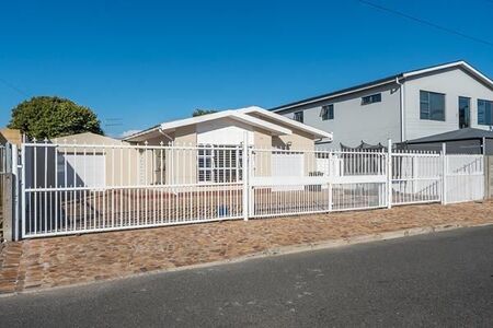 3 Bedroom House in Townsend Estate