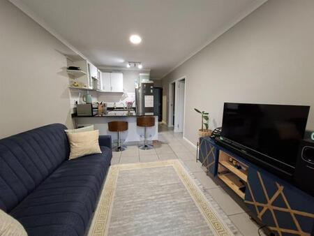 2 Bedroom Apartment in Waterfall