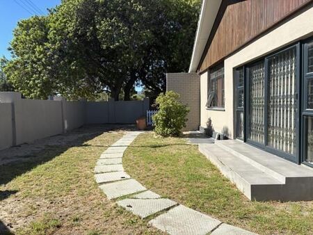 4 Bedroom House in Monte Vista