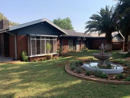 4 Bedroom House in Postmasburg
