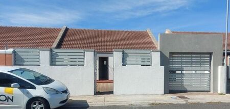 3 Bedroom house to rent in Strandfontein Village, Mitchells Plain