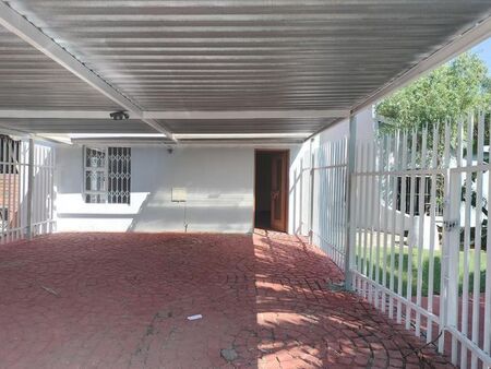 3 Bedroom house to rent in Weltevreden Park, Roodepoort