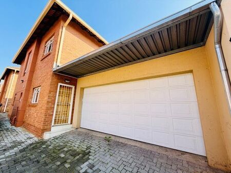 3 Bedroom cluster to rent in New Redruth, Alberton
