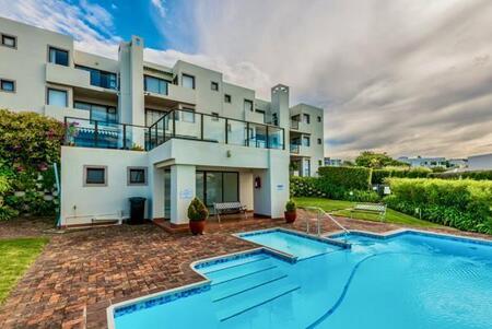 2 Bedroom Apartment in Plettenberg Bay Central