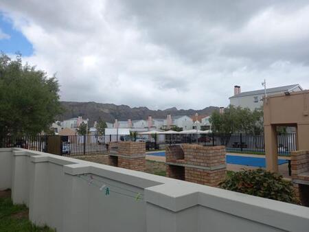 1 Bedroom Apartment in Gordons Bay Central