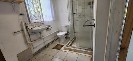 Studio apartment in Forest Hills