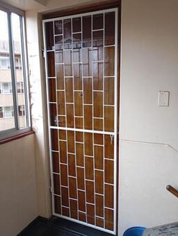 1.5 Bedroom Flat in Bluff