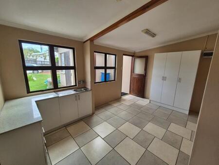 Studio apartment in Bluff