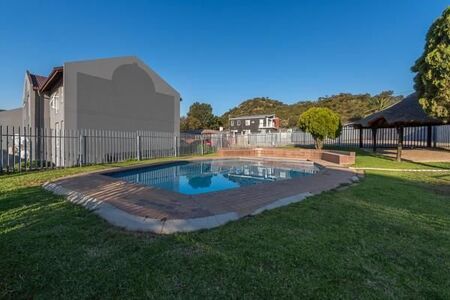 1 Bedroom Apartment in Alan Manor