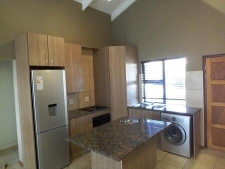1 Bedroom Townhouse in Greenstone Hill