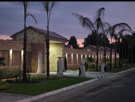 2 Bedroom Townhouse in Vaalpark