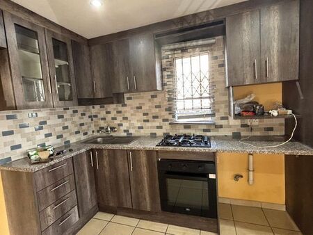3 Bedroom cluster to rent in South Hills, Johannesburg