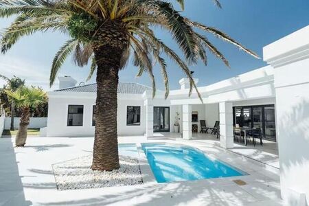 5 Bedroom house to rent in West Beach, Blouberg