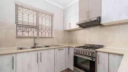 2 Bedroom townhouse - freehold to rent in Secunda