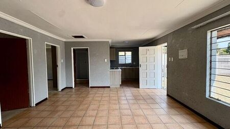 2 Bedroom apartment to rent in Trichardt, Secunda