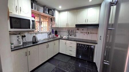 3 Bedroom house to rent in Sherwood, Durban