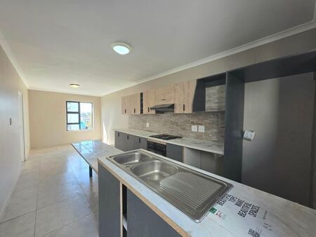 2 Bedroom apartment to rent in Ottery, Cape Town