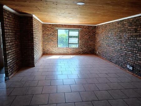 2 Bedroom Apartment in Fisherhaven