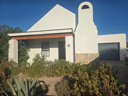 2 Bedroom House in St Helena Bay