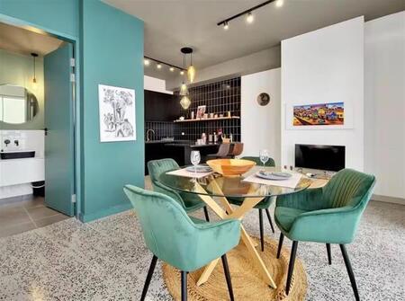 Studio apartment in Cape Town City Centre