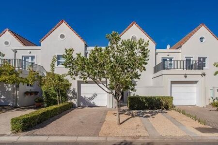 3 Bedroom House in Boschenmeer Golf Estate