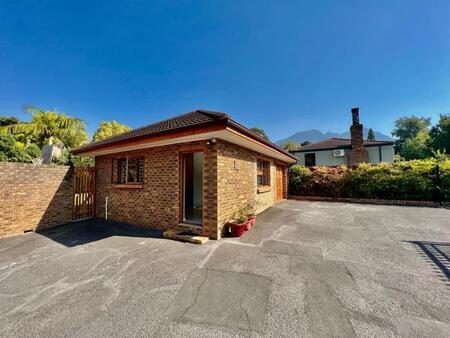 Studio apartment in Golden Hill