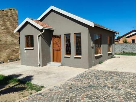 2 Bedroom House in Kwa Thema