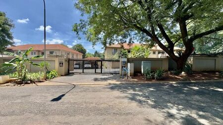 2 Bedroom apartment to rent in Fairland, Randburg