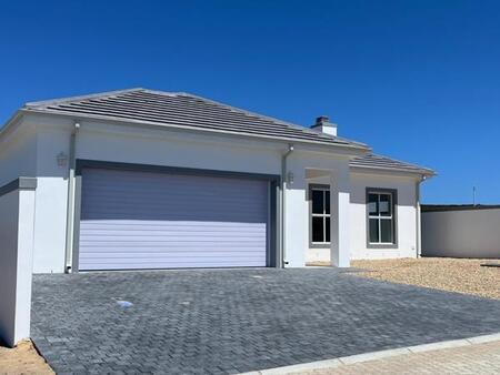 3 Bedroom House in Yzerfontein