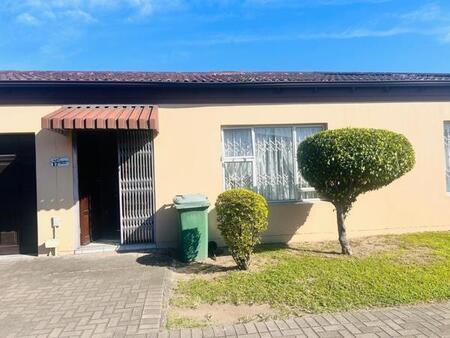 2 Bedroom Townhouse in Arboretum