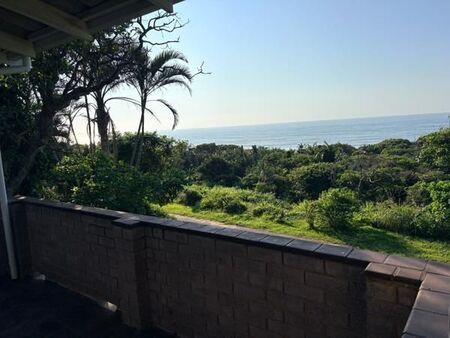 2 Bedroom Flat in Umtentweni