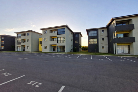 1 Bedroom Apartment in Sheffield Beach