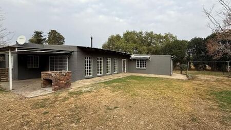 3 Bedroom House in Golf View