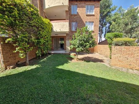2 Bedroom apartment to rent in Die Hoewes, Centurion