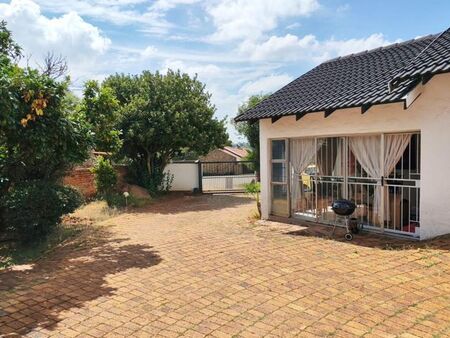 2 Bedroom house to rent in Edleen, Kempton Park
