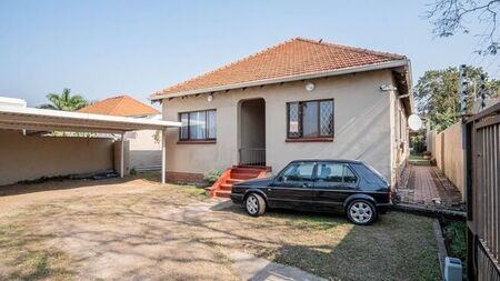 3 Bedroom house to rent in Glenwood, Durban