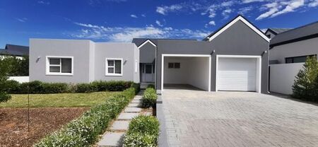 3 Bedroom house to rent in Silwerstrand Golf And River Estate, Robertson