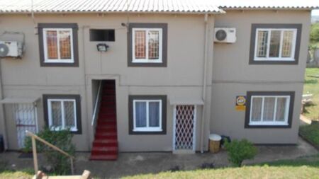 2 Bedroom flat to rent in Palmview, Phoenix